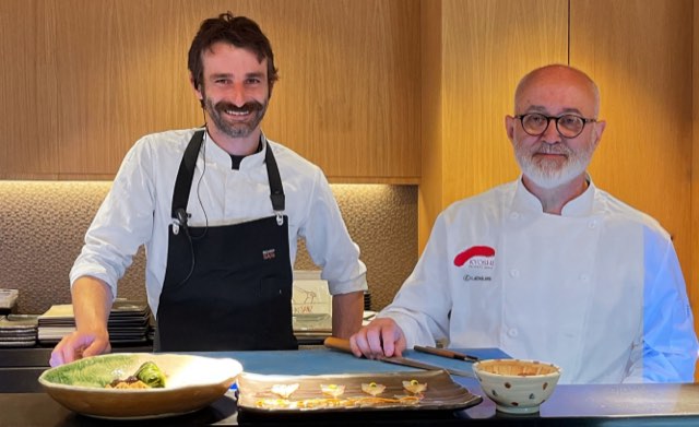 The two Kyoshi chefs at the counter